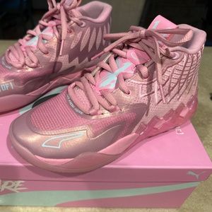 Puma LaMelo Ball MB.01 Iridescent Mens 7.5 Women’s 9 Basketball Shoes